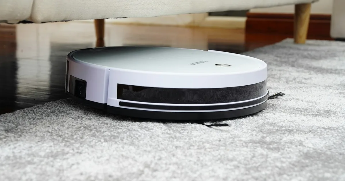 Robot aspirador o aspirador escoba: cuál compensa según tu casa